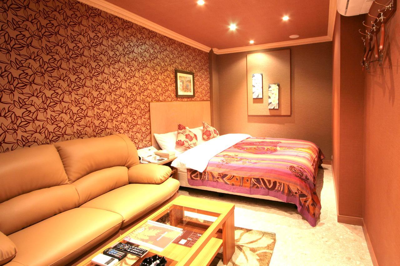 Sari Seki Inter (Adults Only) Hotel Kameyama Buitenkant foto