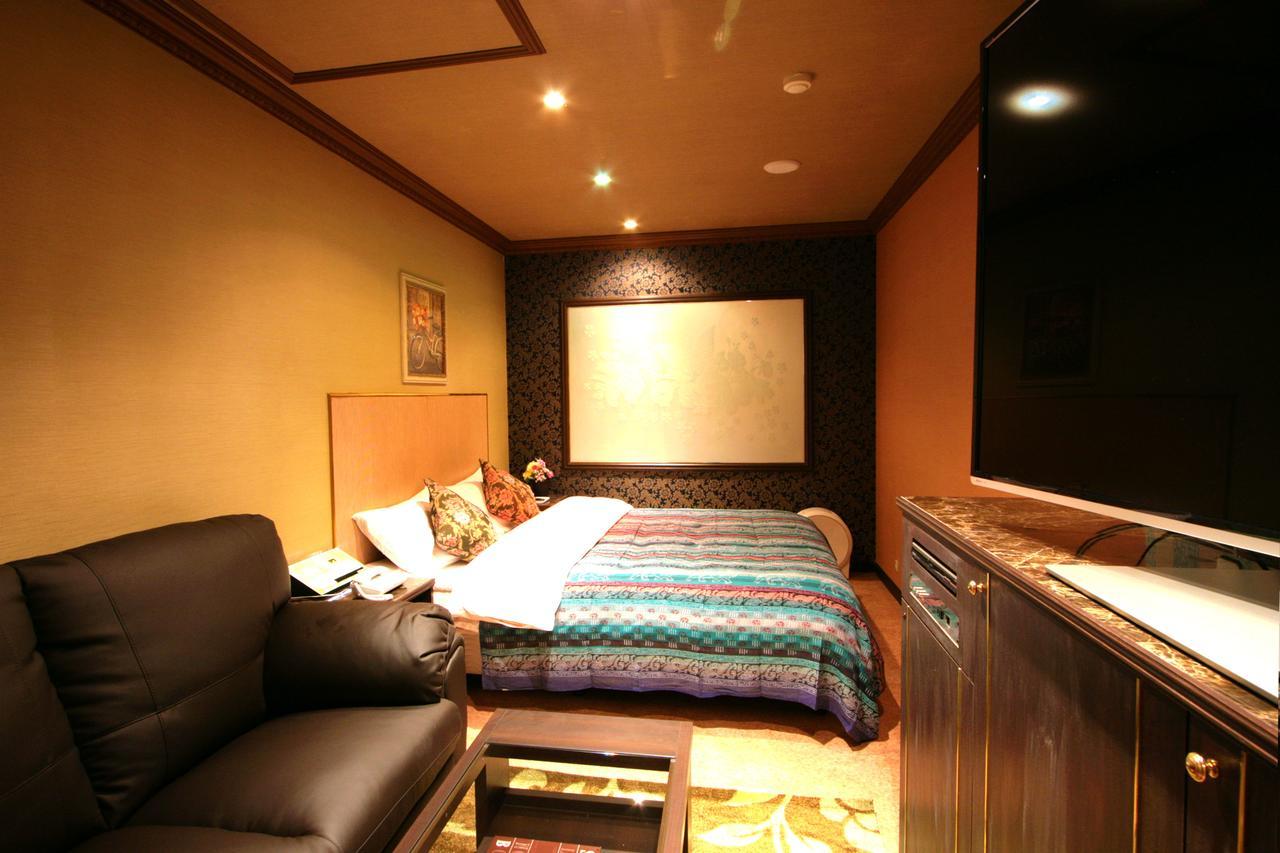 Sari Seki Inter (Adults Only) Hotel Kameyama Buitenkant foto