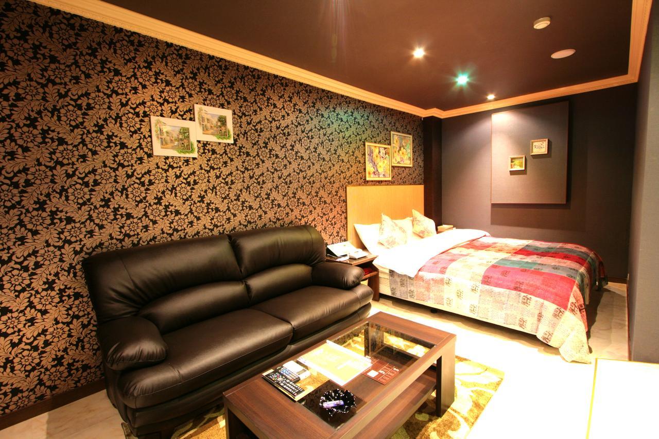 Sari Seki Inter (Adults Only) Hotel Kameyama Buitenkant foto